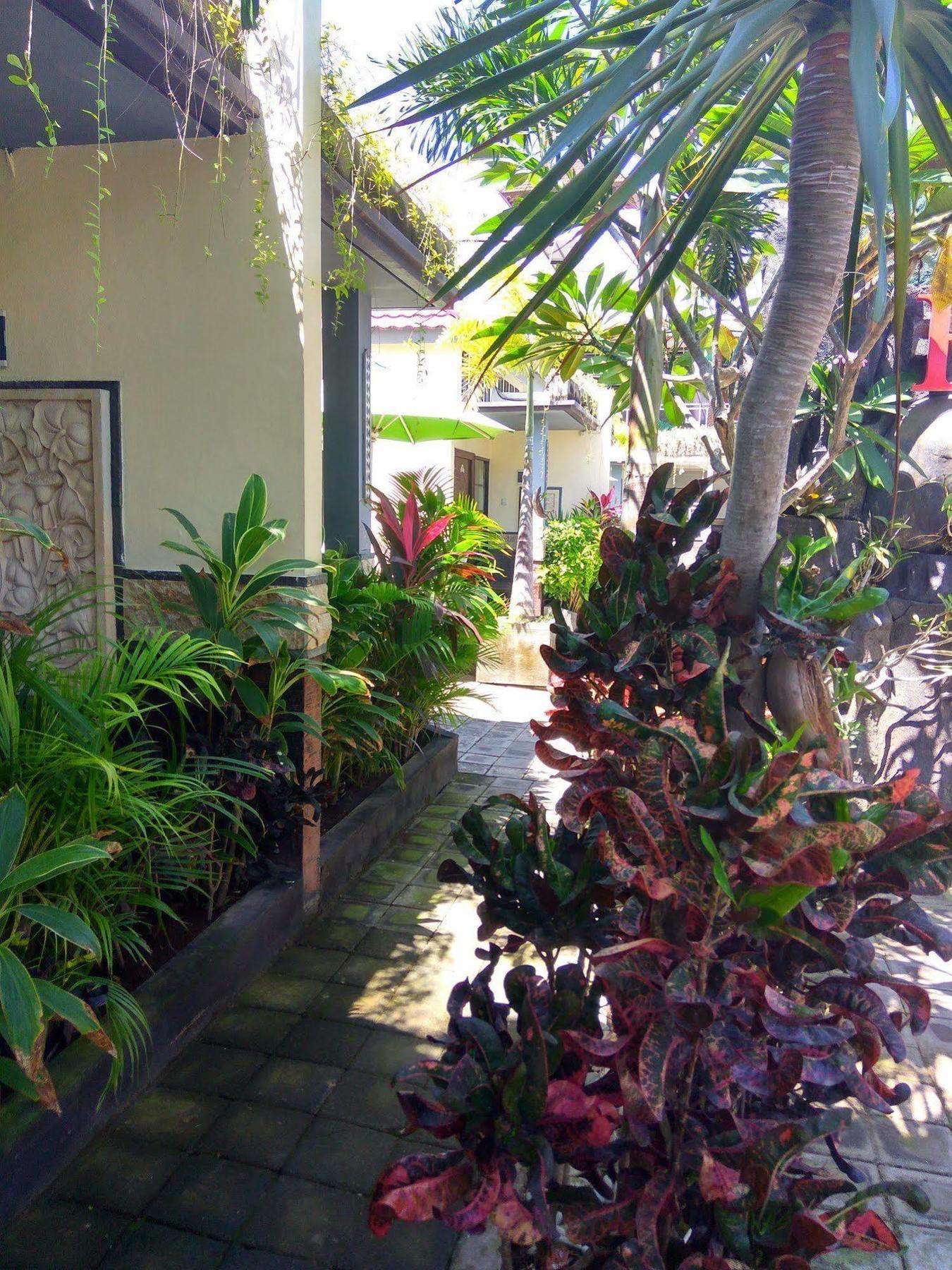 Hawaii Bali Villa Денпасар Экстерьер фото