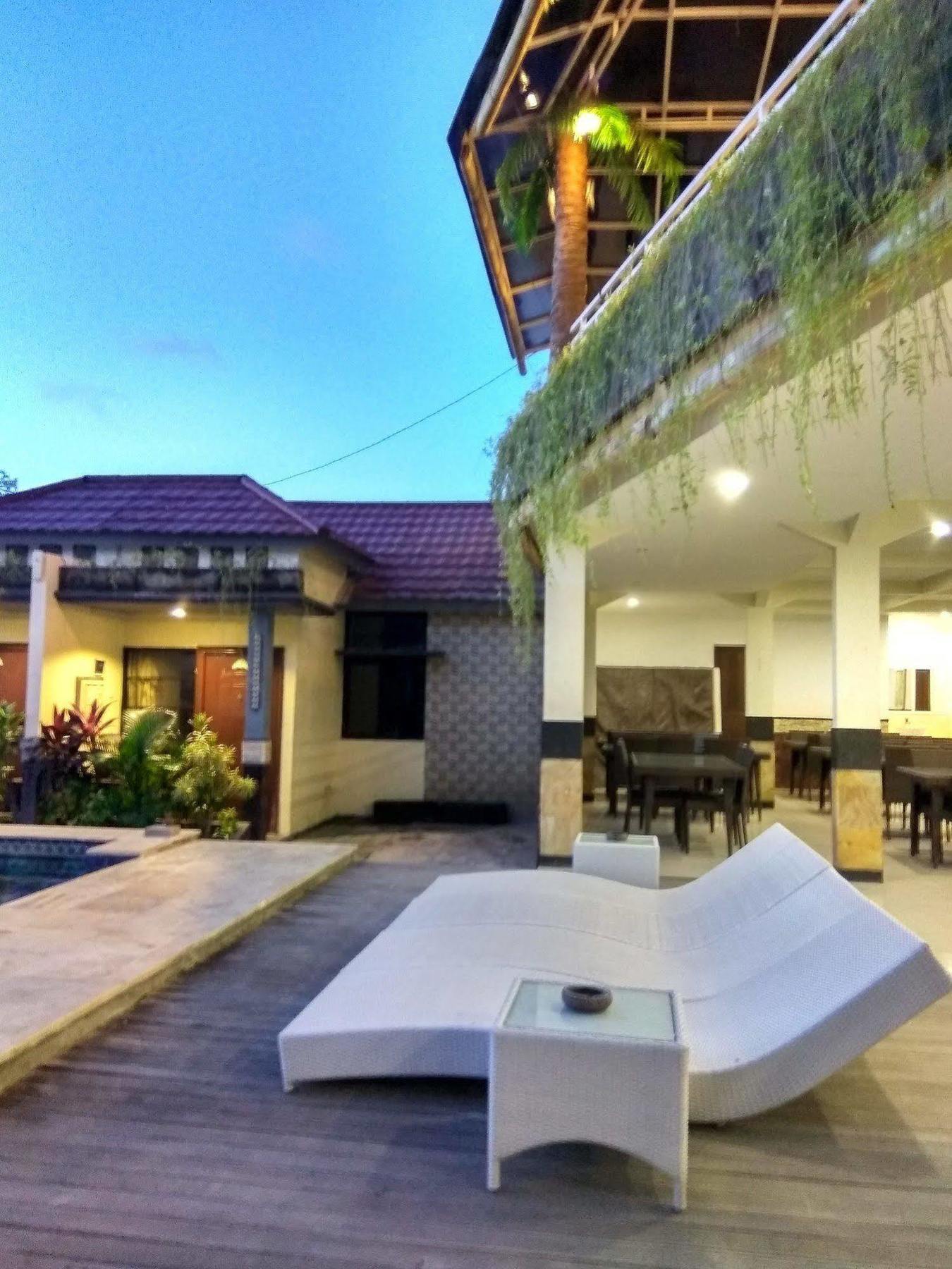 Hawaii Bali Villa Денпасар Экстерьер фото