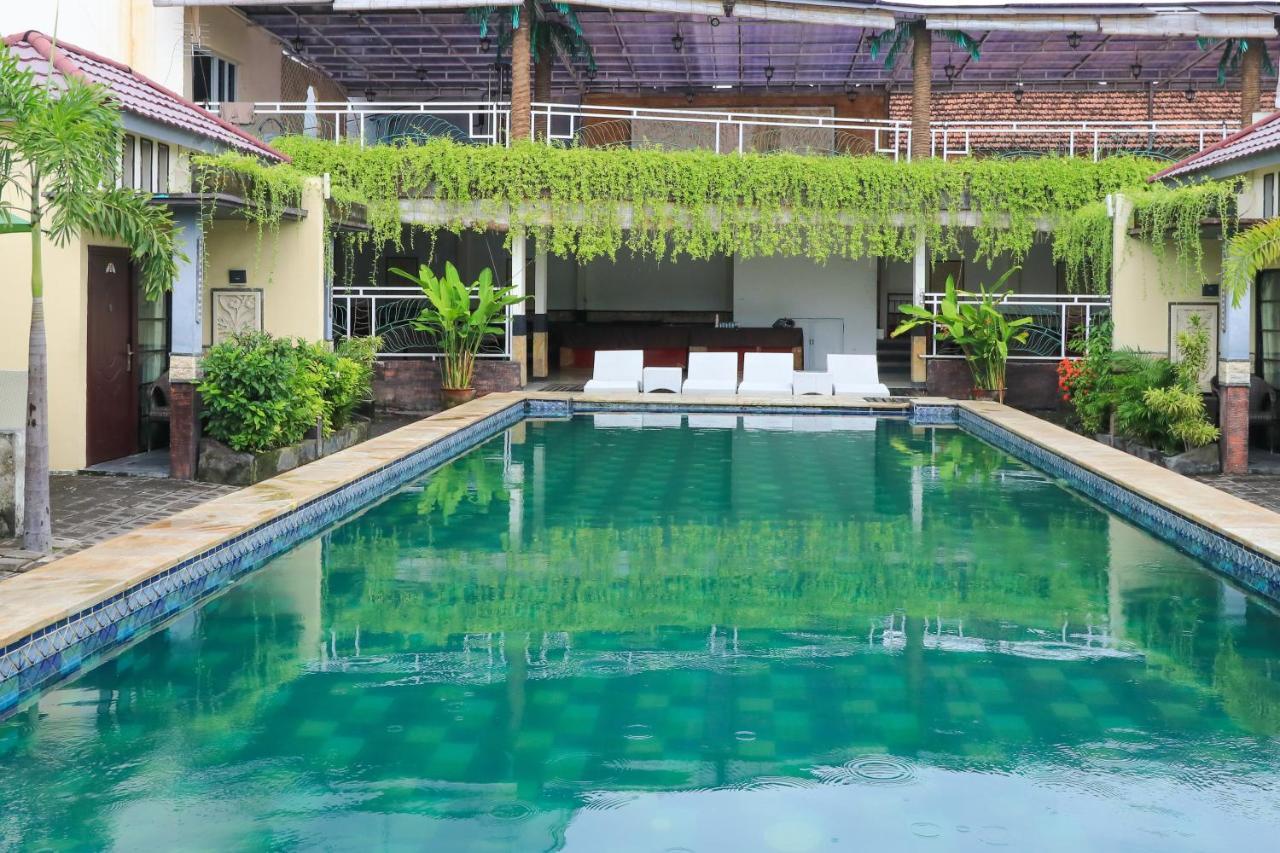 Hawaii Bali Villa Денпасар Экстерьер фото
